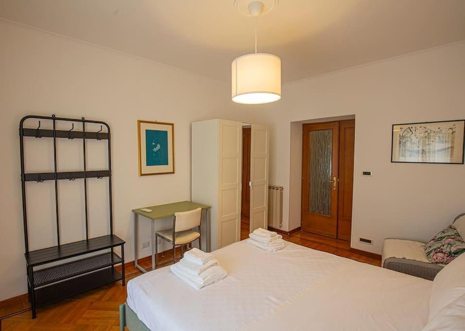 Dimora Al Colosseo, 2 Bedrooms Roma Exterior foto